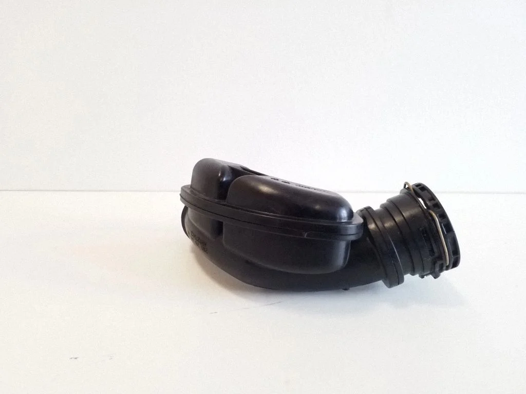Turbo air intake inlet pipe/hose M8D26C780
