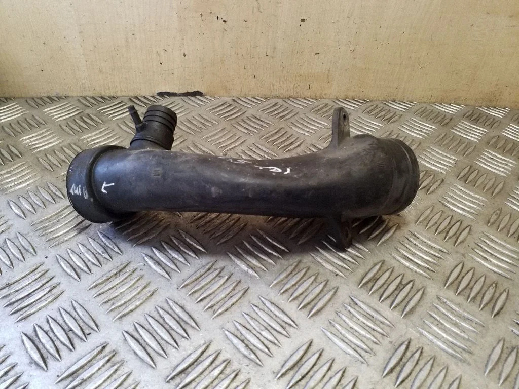 Turbo air intake inlet pipe/hose 074129715E