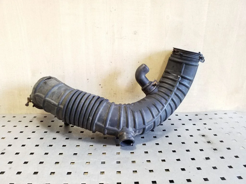 Turbo air intake inlet pipe/hose 281401W100