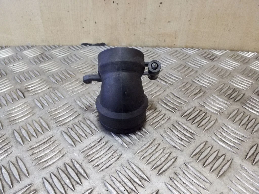 Rura dolotowa turbosprężarki 3C0129635