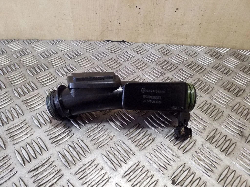 Turbo air intake inlet pipe/hose 03C145674B