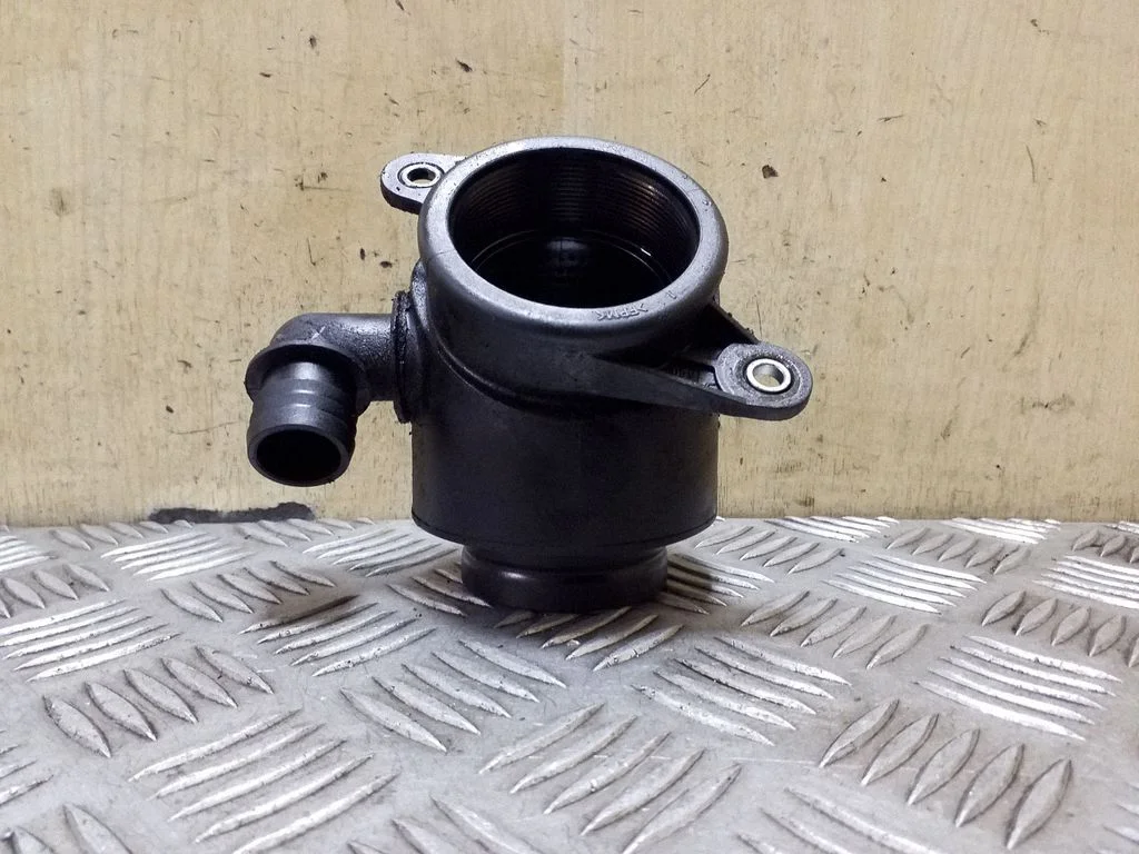 Turbo air intake inlet pipe/hose 059129955C