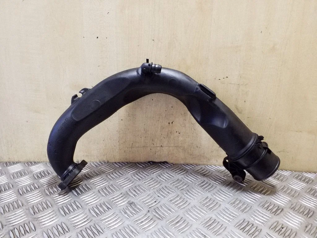 Turbo air intake inlet pipe/hose 8200645723