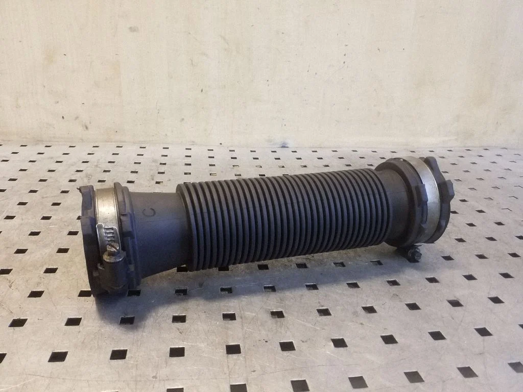 Turbo air intake inlet pipe/hose 8200721179