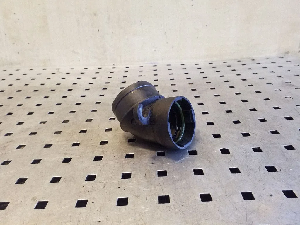 Turbo air intake inlet pipe/hose 3C0129635