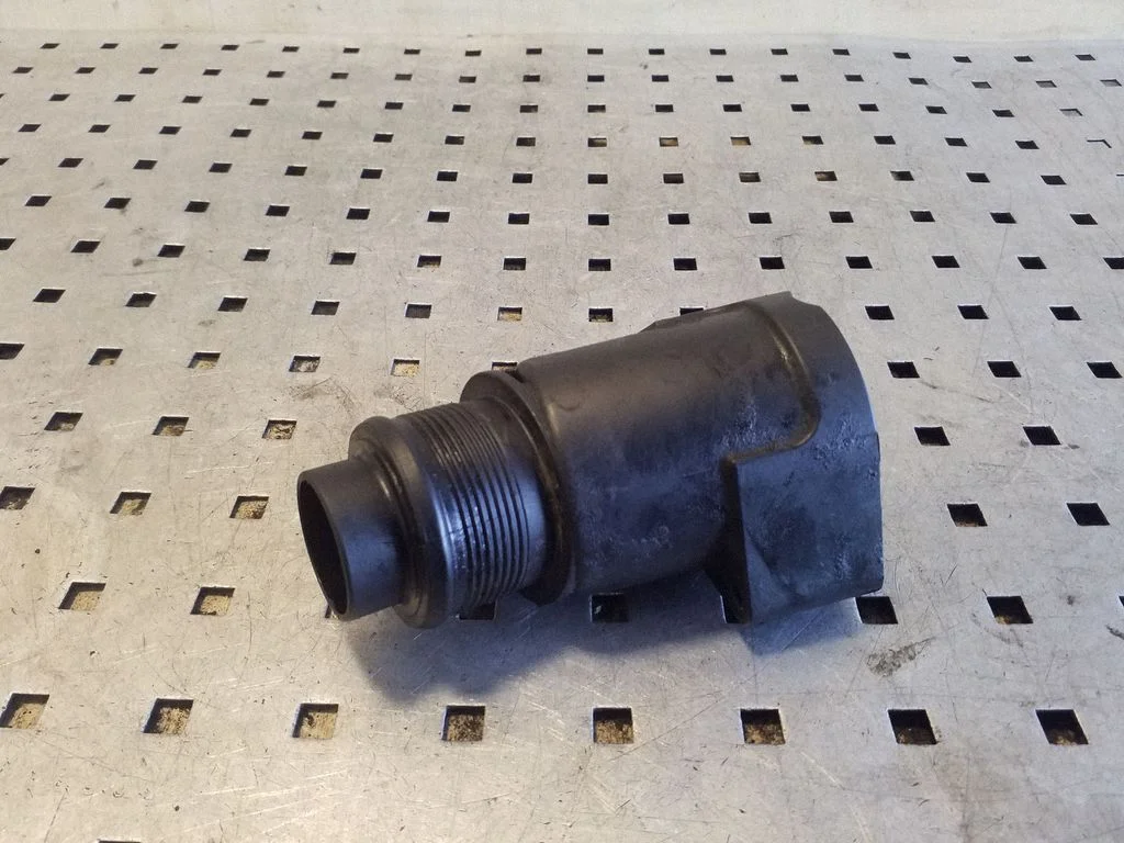 Rura dolotowa turbosprężarki 03L131111J