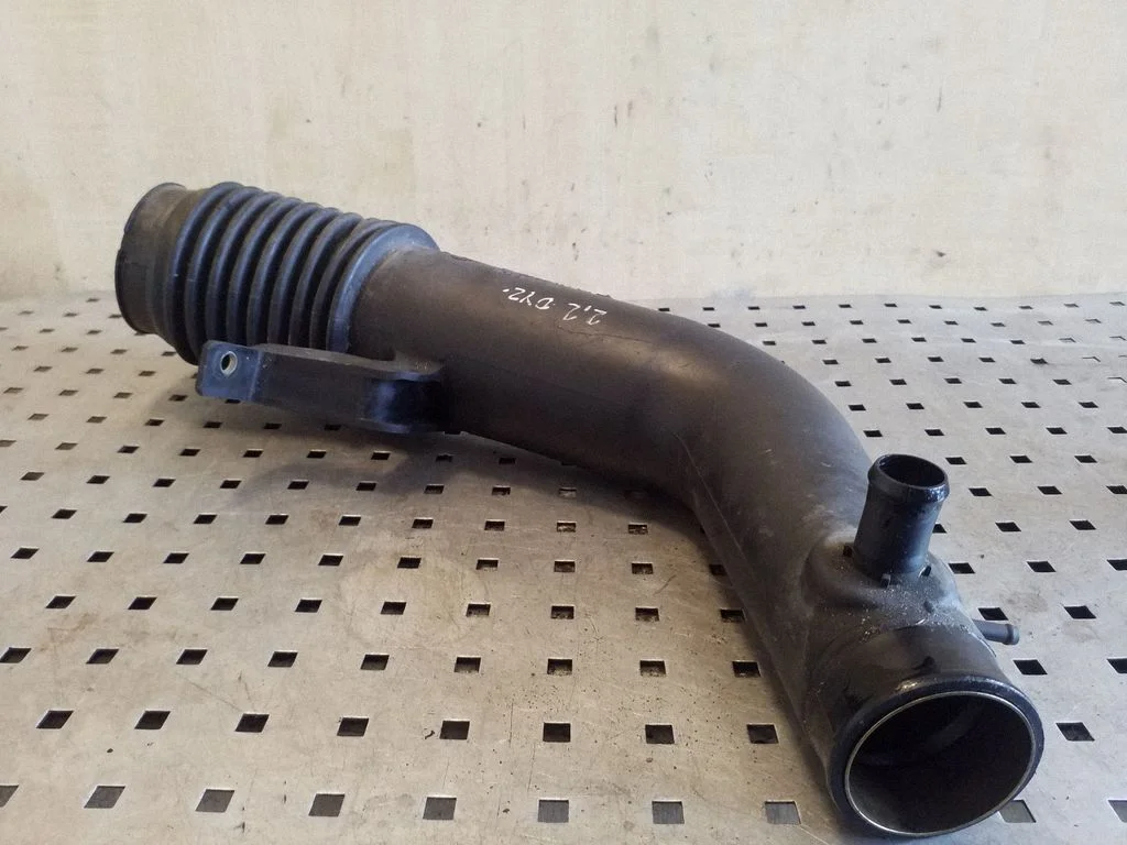 Turbo õhu sisselasketoru/ -voolik 897142010