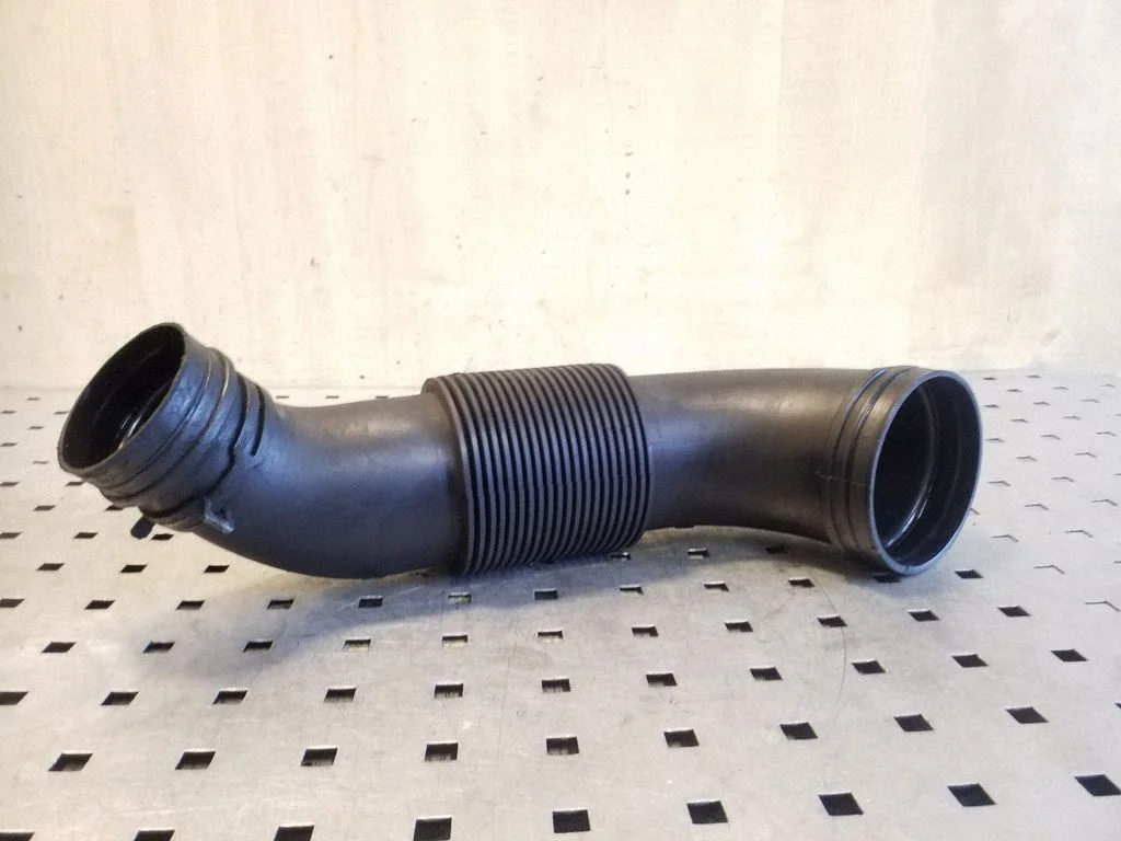 Turbo air intake inlet pipe/hose 7L6129627F