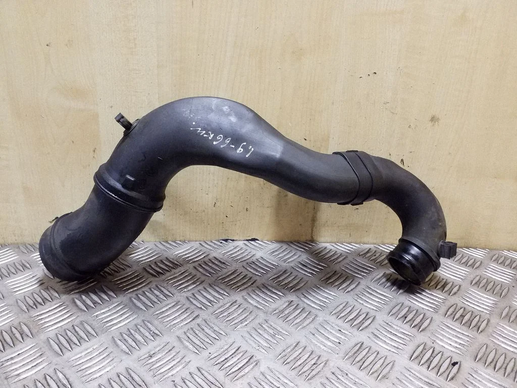 Rura dolotowa turbosprężarki 1J0129654S