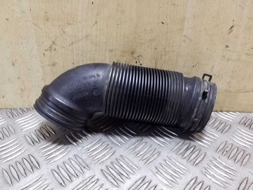 Rura dolotowa turbosprężarki 1K0129684B