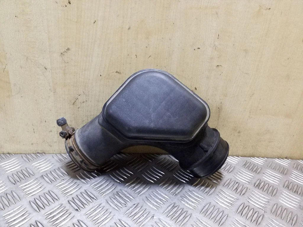 Turbo air intake inlet pipe/hose 281922Y300
