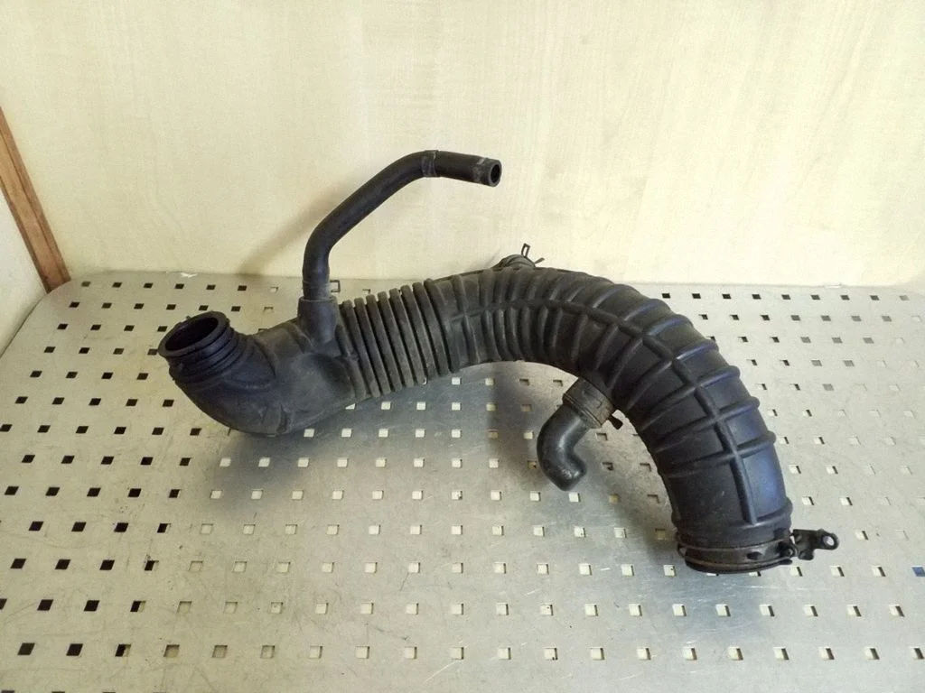 Turbo air intake inlet pipe/hose 281401W100