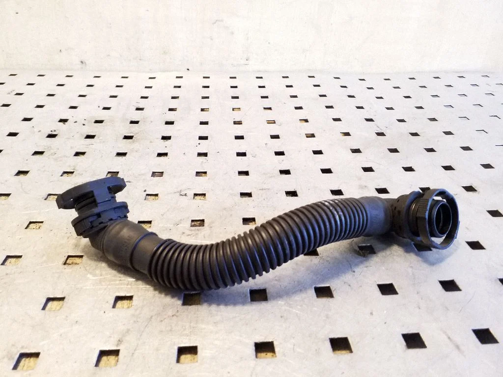 Breather hose/pipe – Skoda Superb B6 (3T) (2008-2015)