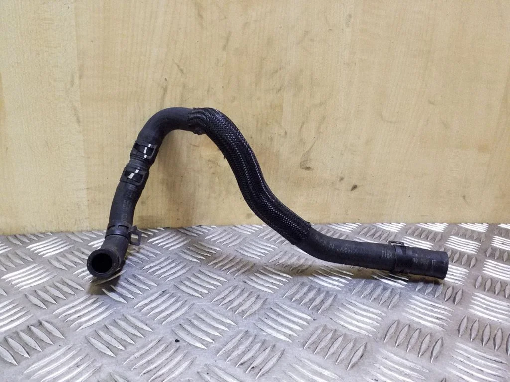 Breather hose/pipe 25183009