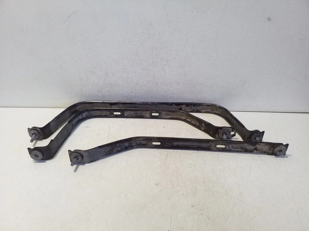 Fuel tank mounting bracket 4K0201654D
