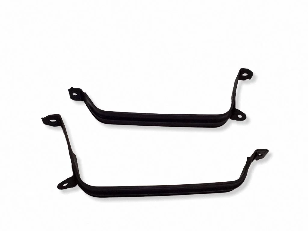 Fuel tank mounting bracket