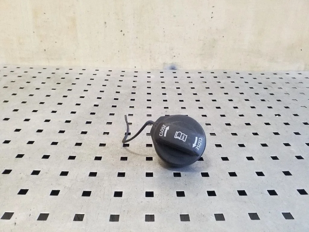 Fuel tank filler cap 5Q0201553D