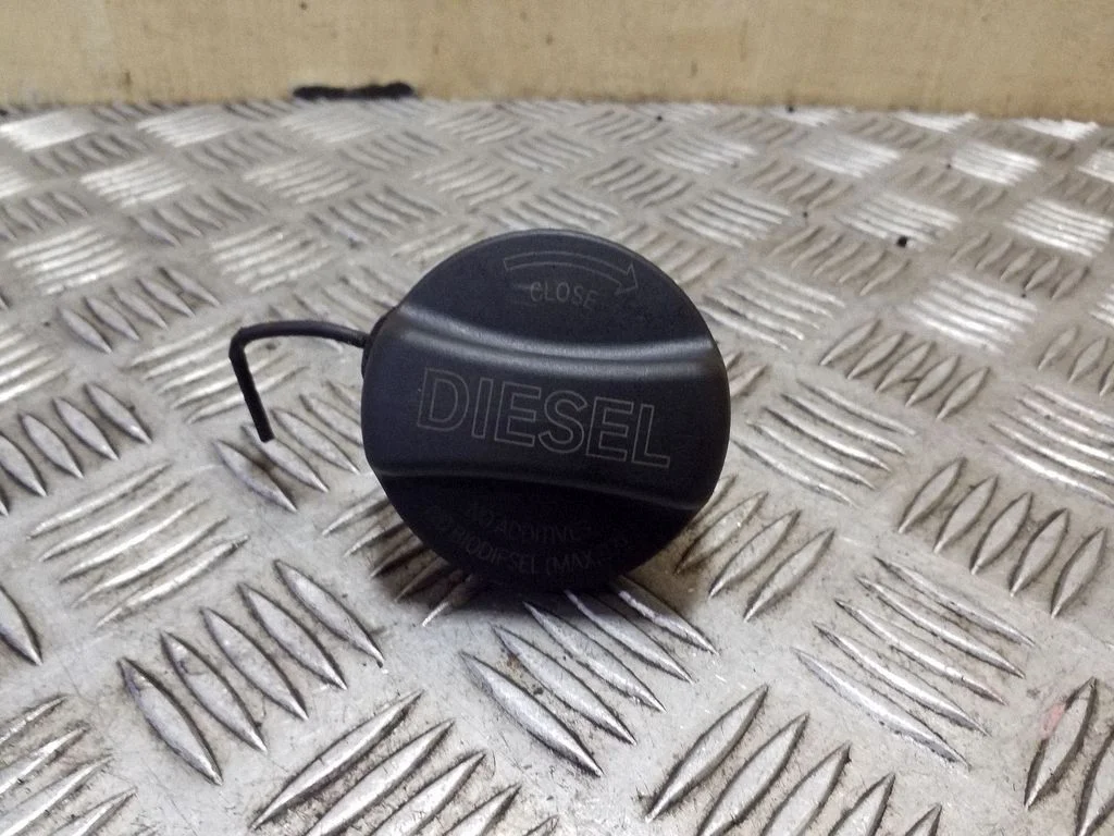 Fuel tank filler cap 7222392