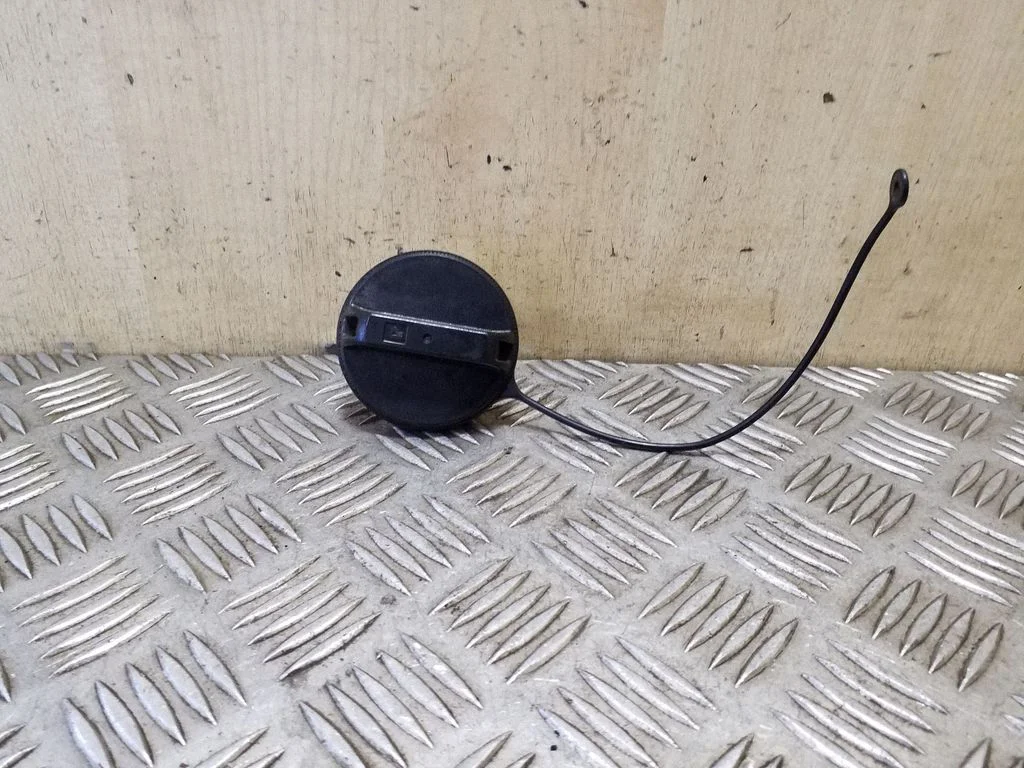 Fuel tank filler cap – Nissan Qashqai (2006-2010)