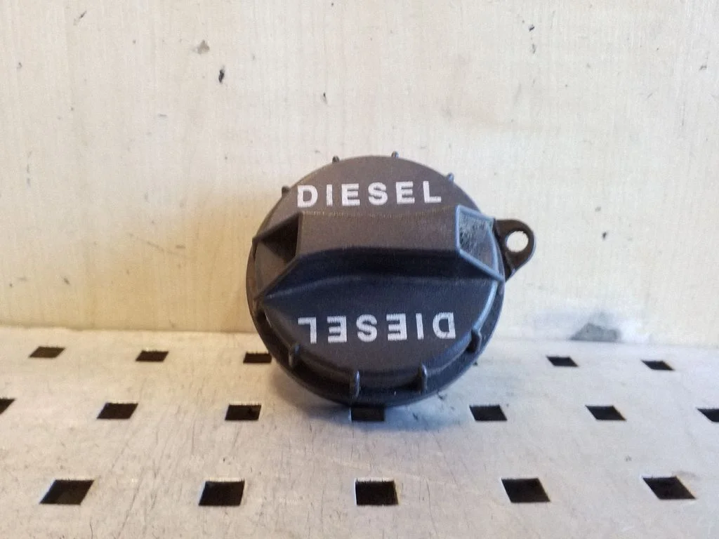 Fuel tank filler cap