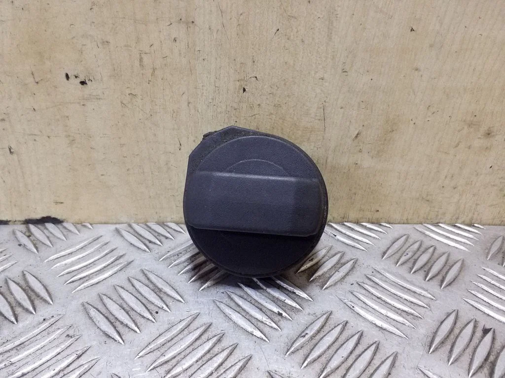 Kütusepaagi keeratav kork 1J0201553Q