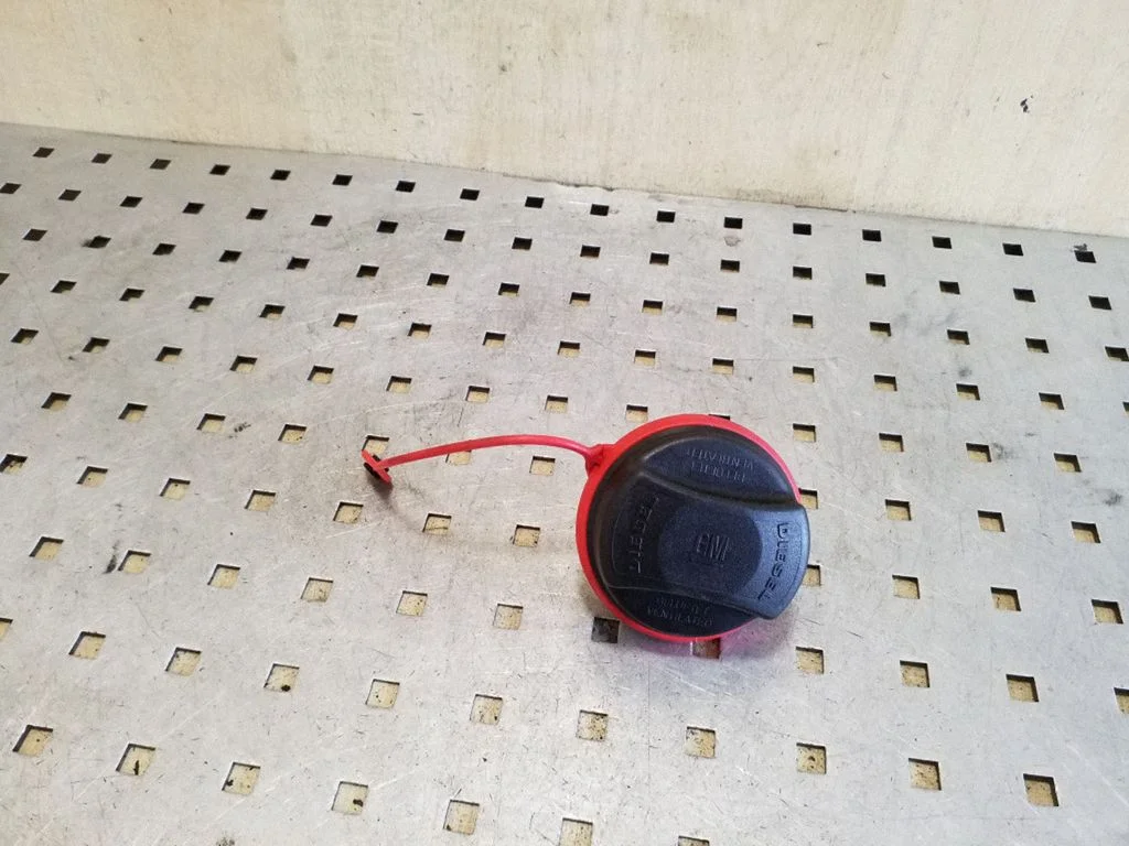 Fuel tank filler cap 13140958