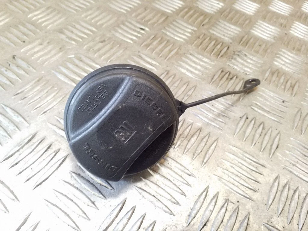 Fuel tank filler cap 13140958