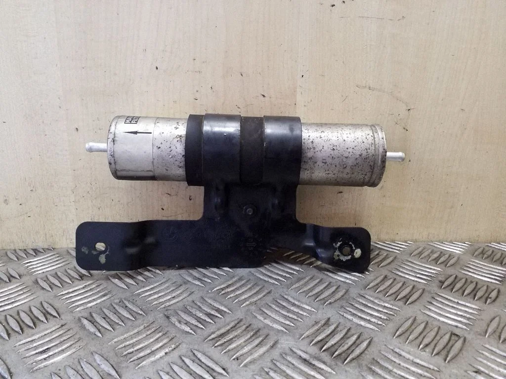 Fuel filter 16126762430