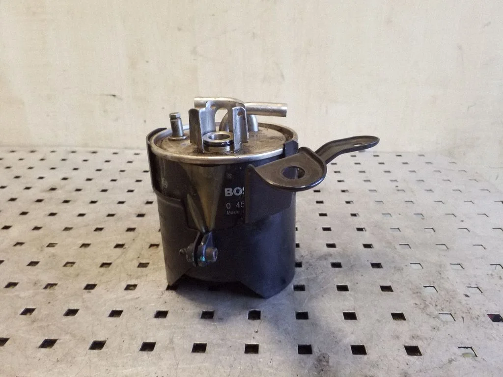 Fuel filter 4EO201987E – Audi A8 S8 D3 4E (2002-2009)