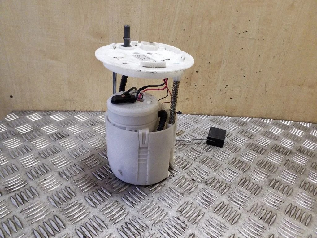 In-tank fuel pump DG939H307AE