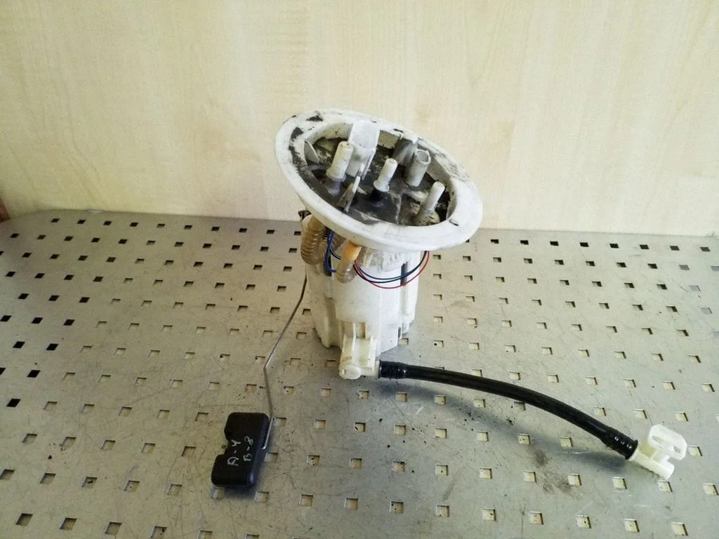 Kütusepump (paagis) 8K0919050