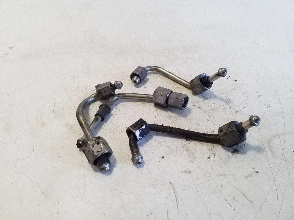 Fuel line pipe