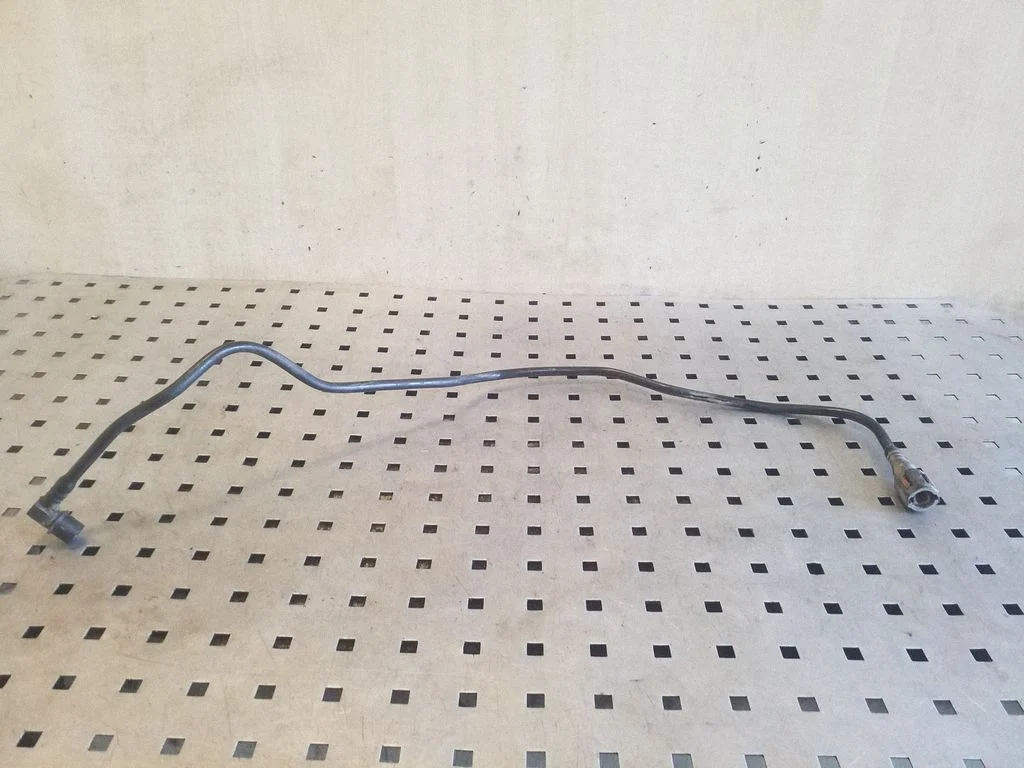 Fuel line pipe