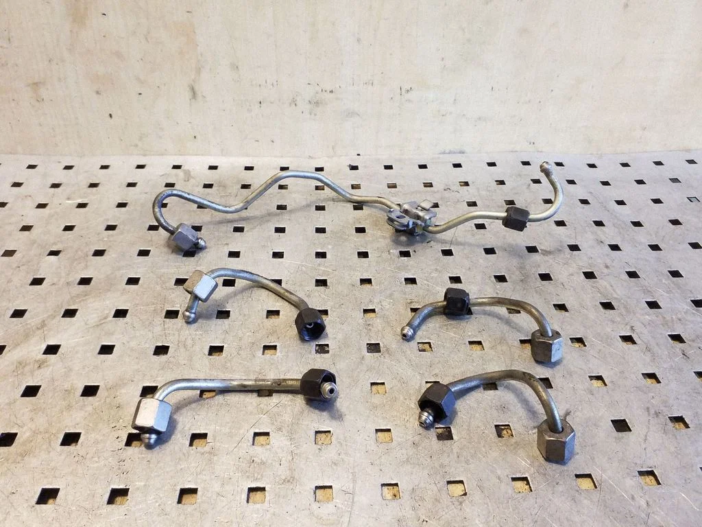Fuel line pipe