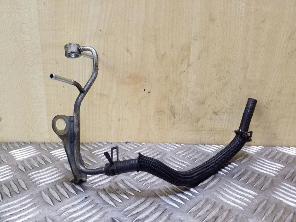 Fuel line pipe