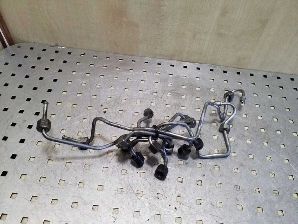 Fuel line pipe