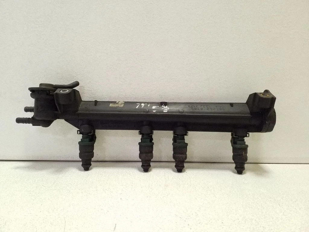 Fuel main line pipe – Audi A3 S3 8L (1996-2003)