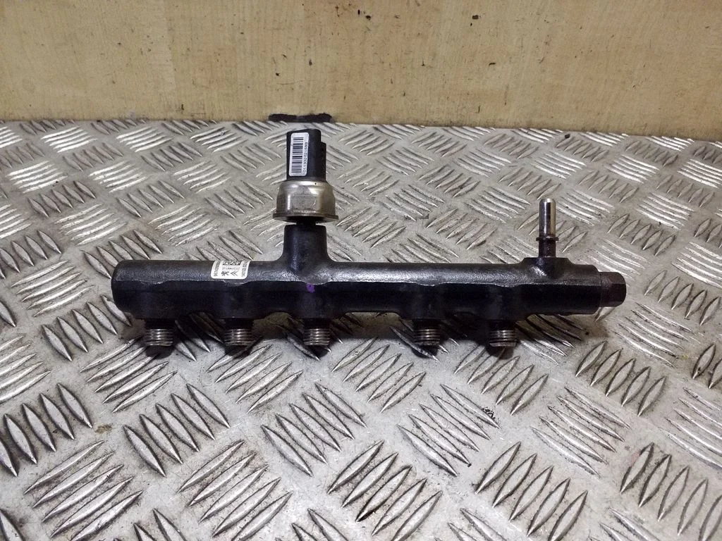 Fuel main line pipe 9674300080 – Citroen C4 Grand Picasso (2013-2018)
