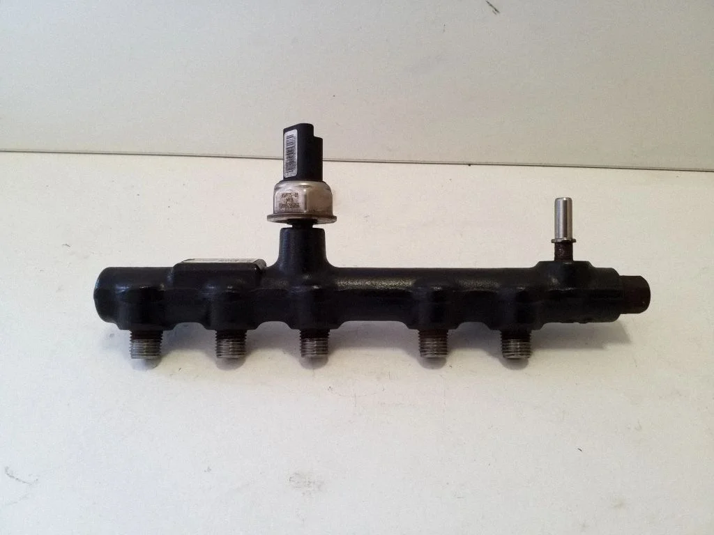 Fuel main line pipe 9674300080