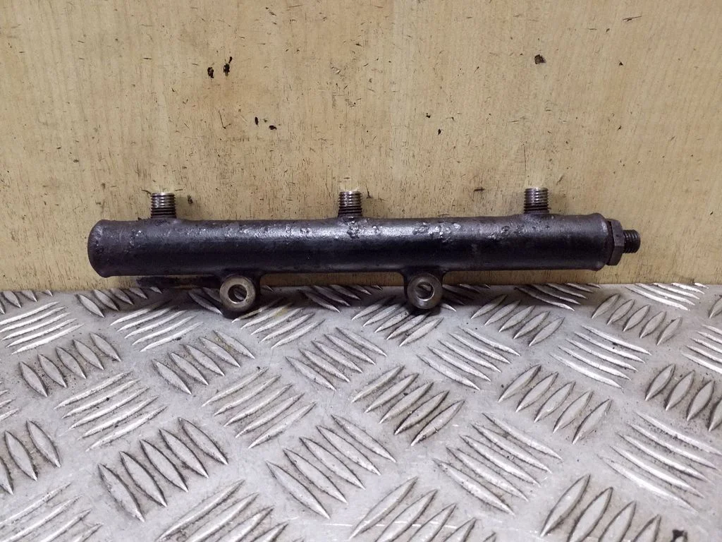 Fuel main line pipe A2C20001291