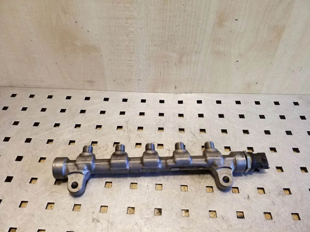 Fuel main line pipe 0445214181