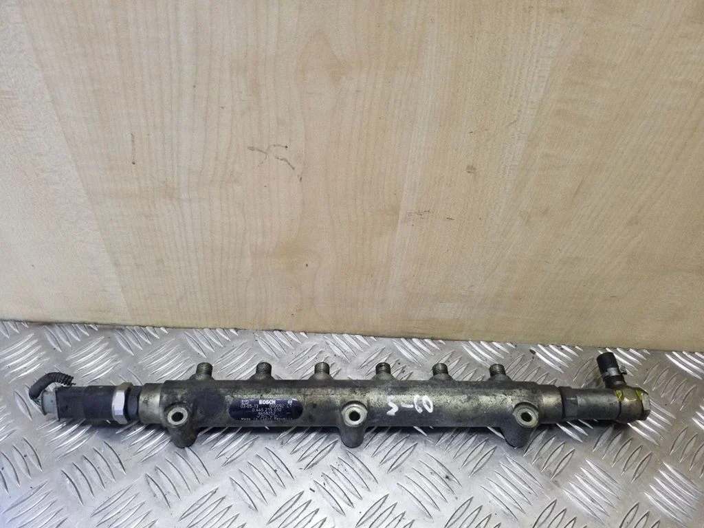 Fuel main line pipe – Volvo S60 (2001-2004)