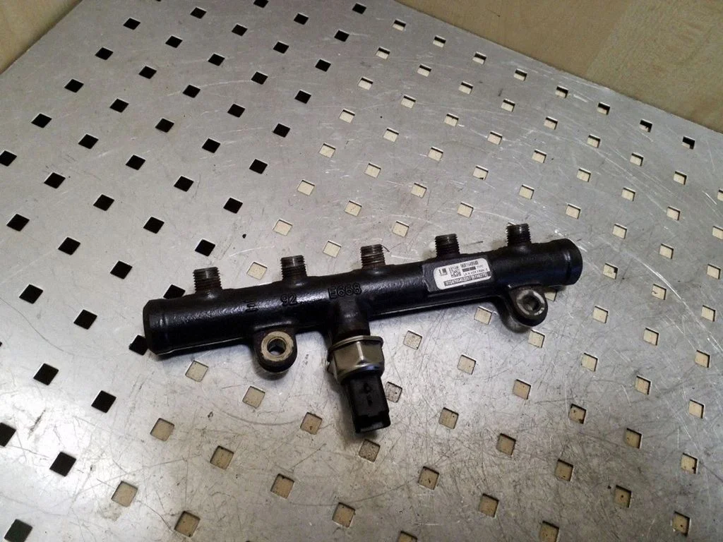Fuel main line pipe 9681649580
