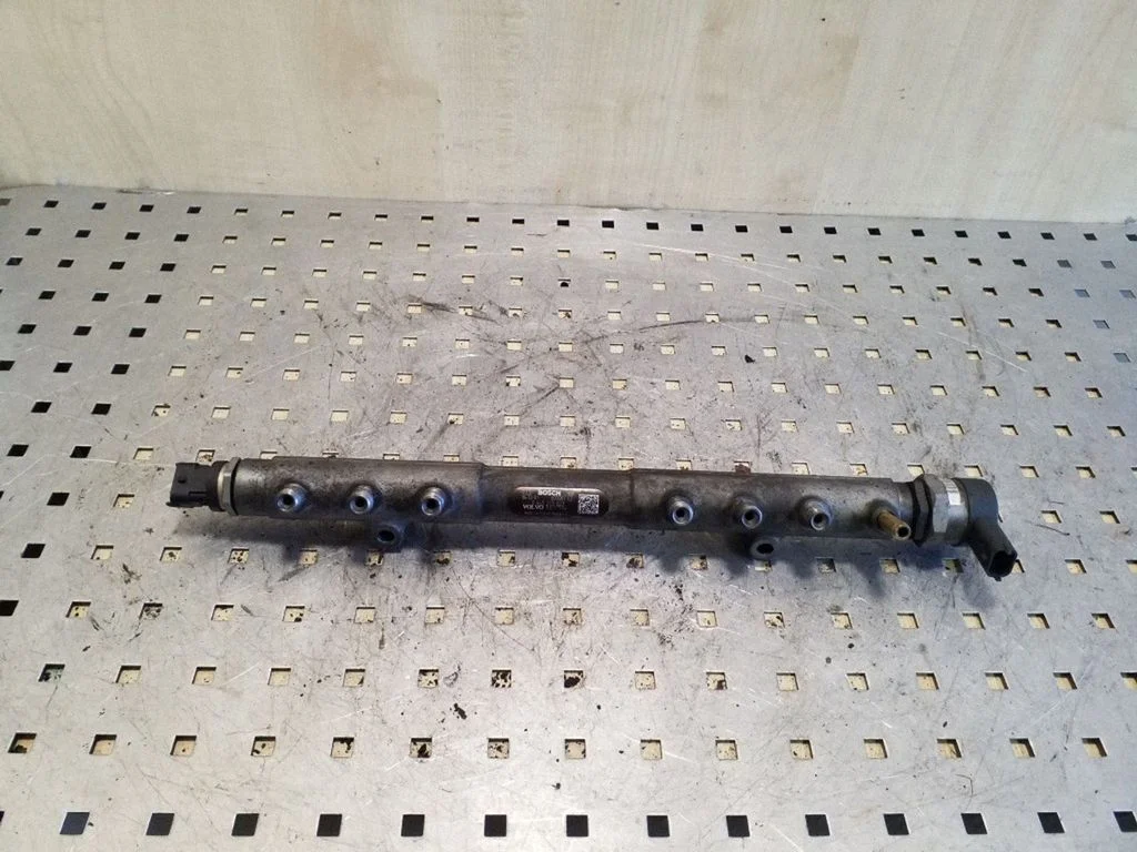 Fuel main line pipe – Volvo XC70 (2005-2007)