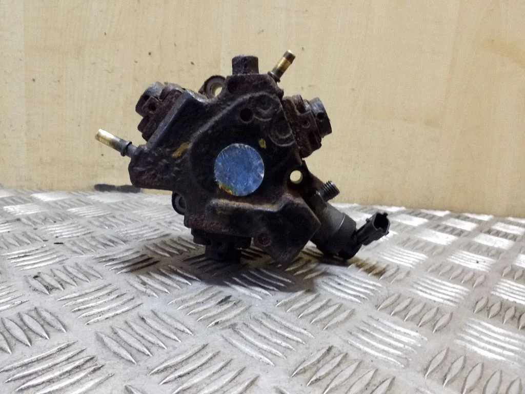 Fuel injection high pressure pump 0445010406