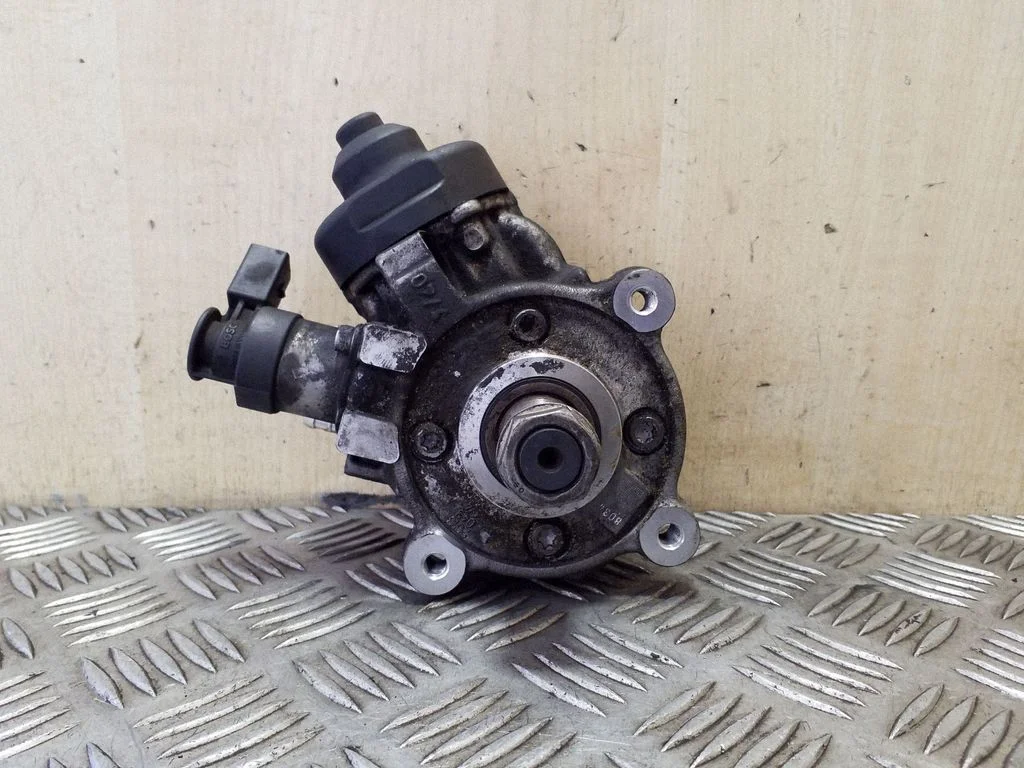 Fuel injection high pressure pump 0445010537
