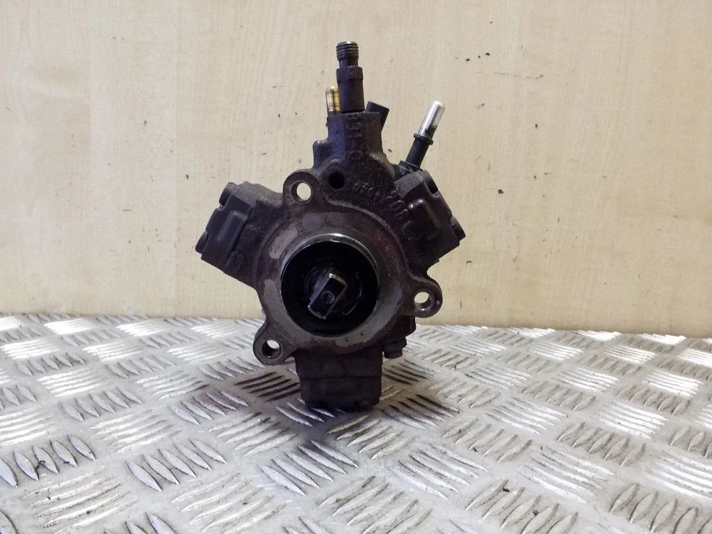 Fuel injection high pressure pump A2C96443200