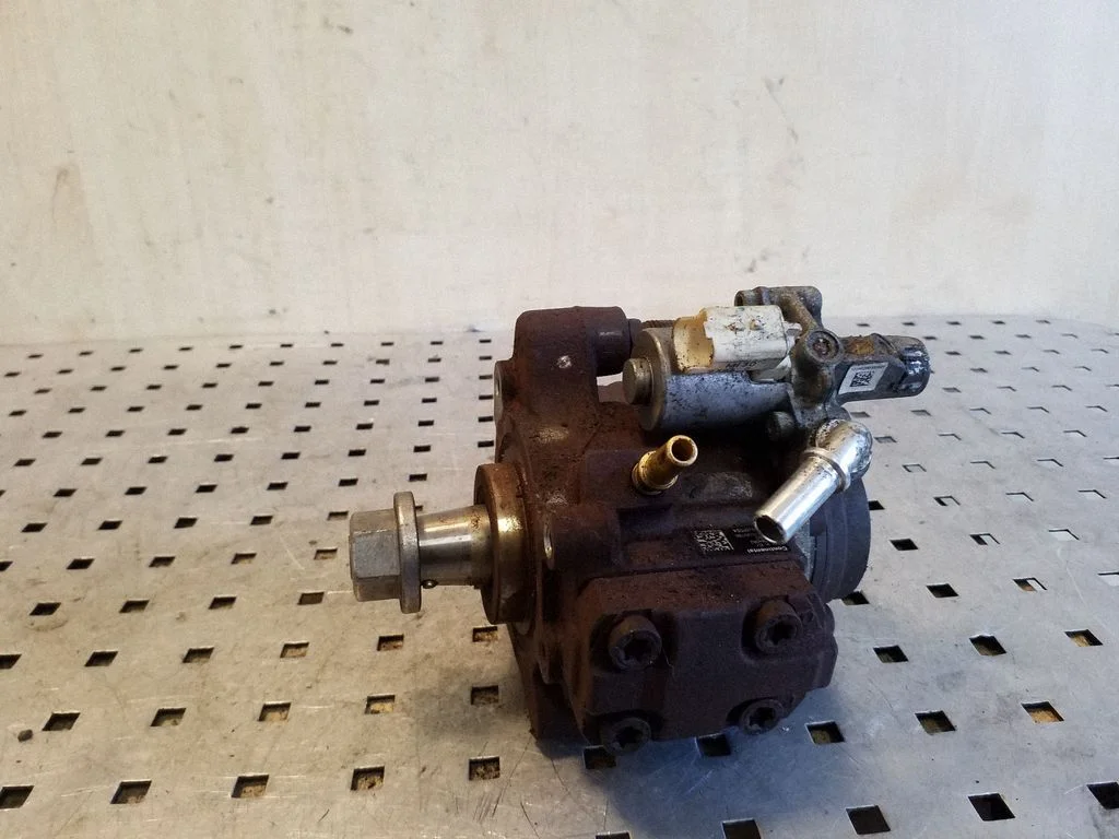 Fuel injection high pressure pump A2C53384062