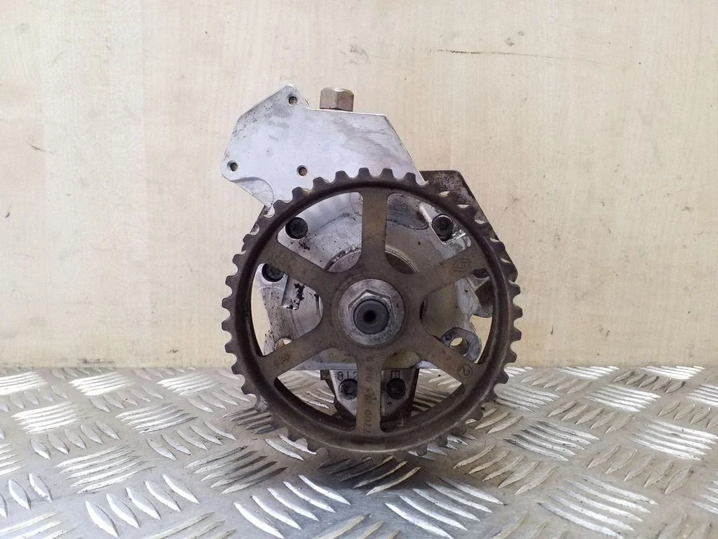 Fuel injection high pressure pump – Volvo S40, V40 (1995-2004)