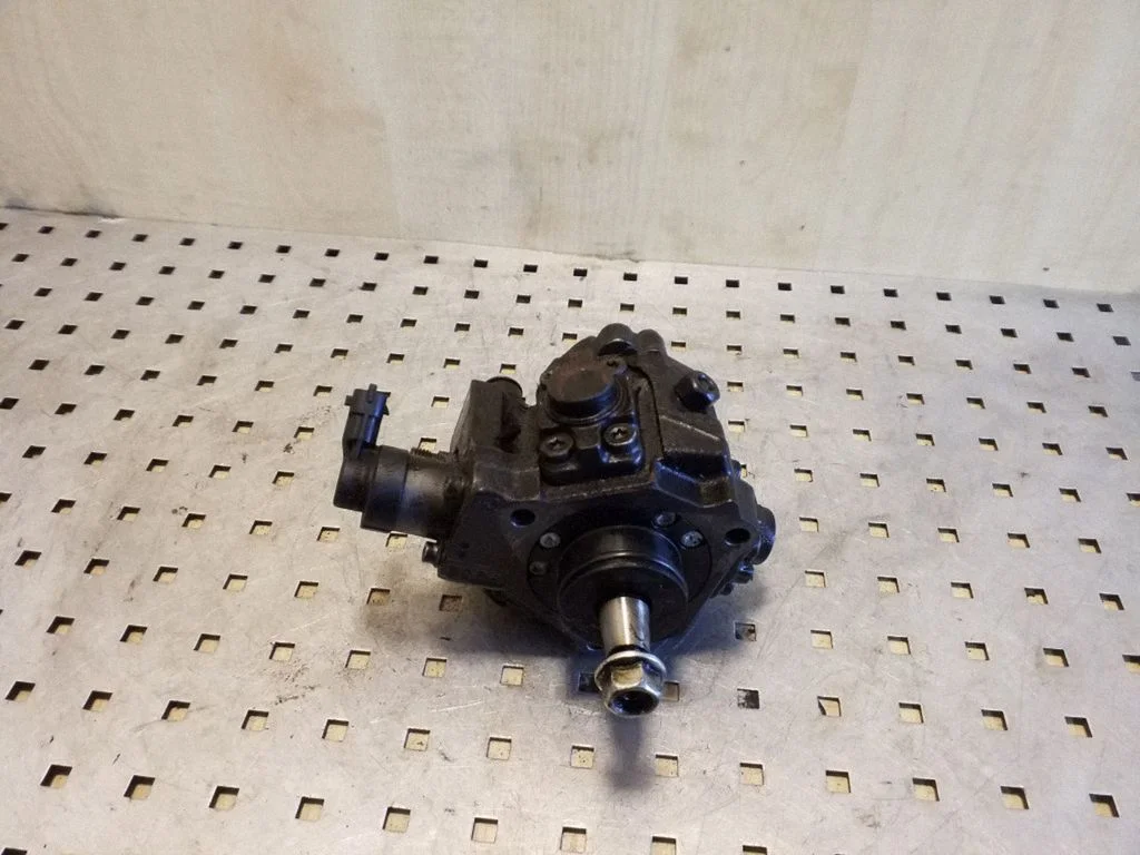 Fuel injection high pressure pump 0445010206